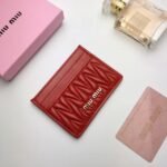 Matelassé nappa leather